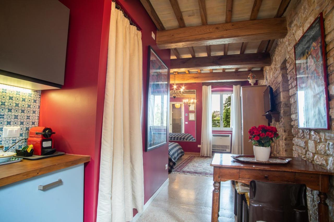 La Viola Di Assisi Hotel Buitenkant foto